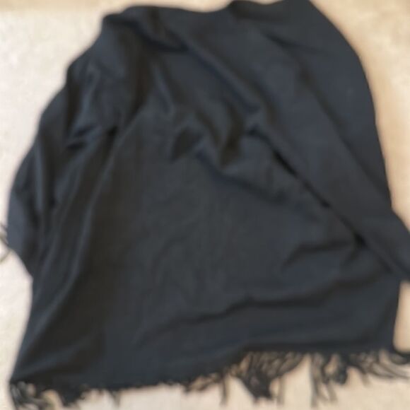 Central Park West XS Grey Fringe Cardigan Knit New - Picture 6 of 6